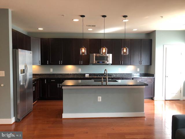 2207 MAIN LINE BOULEVARD 102