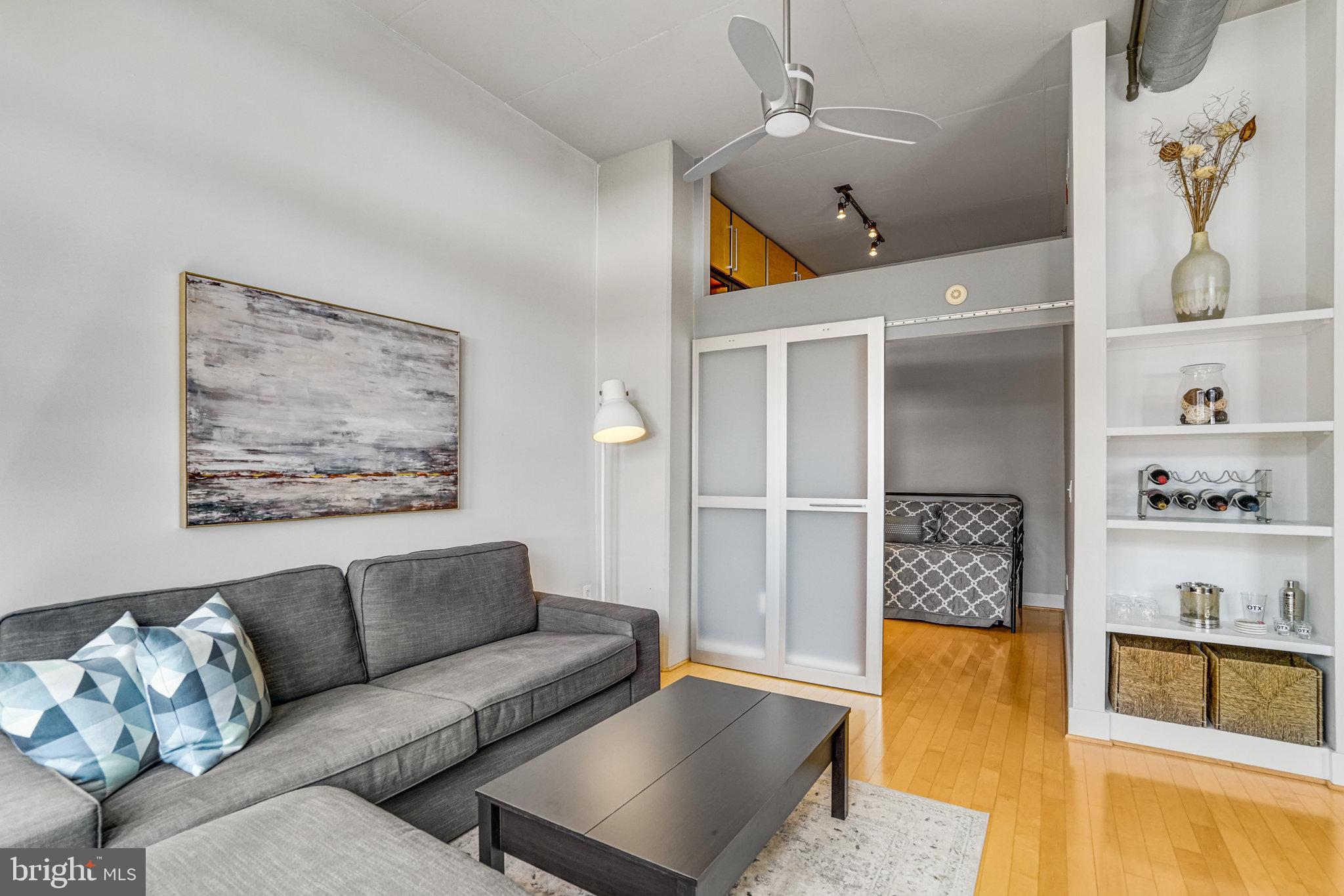 520 JOHN CARLYLE STREET 426