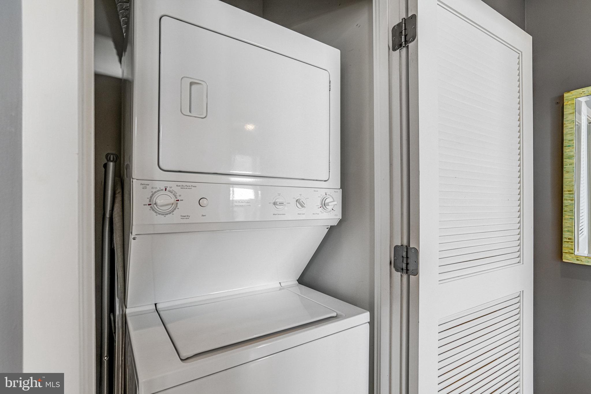 520 JOHN CARLYLE STREET 426