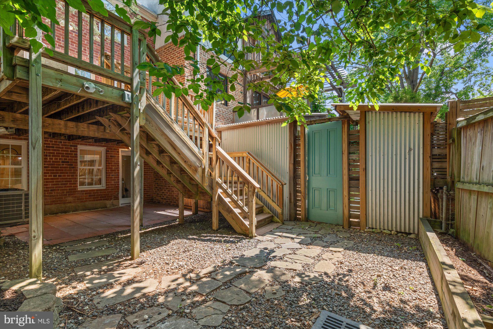4 ANCELL STREET