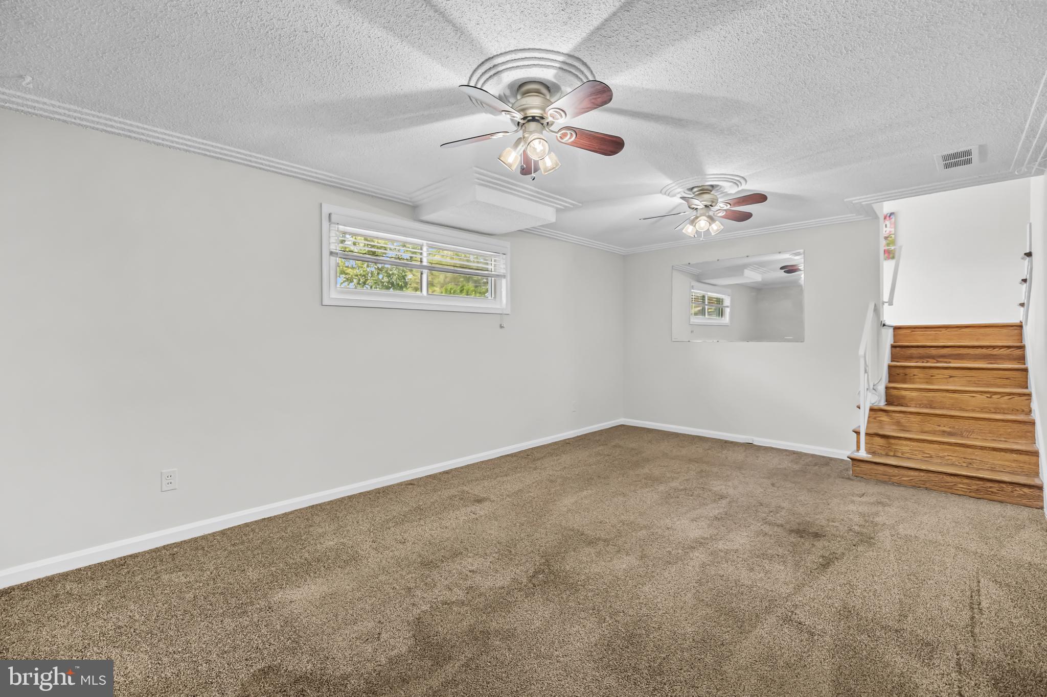 4431 VENABLE AVENUE