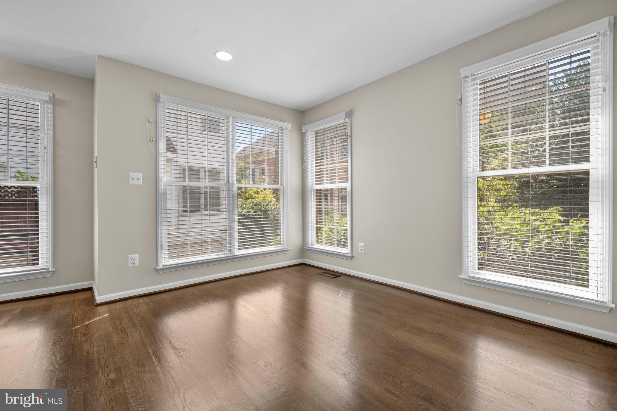 4663 LAMBERT DRIVE