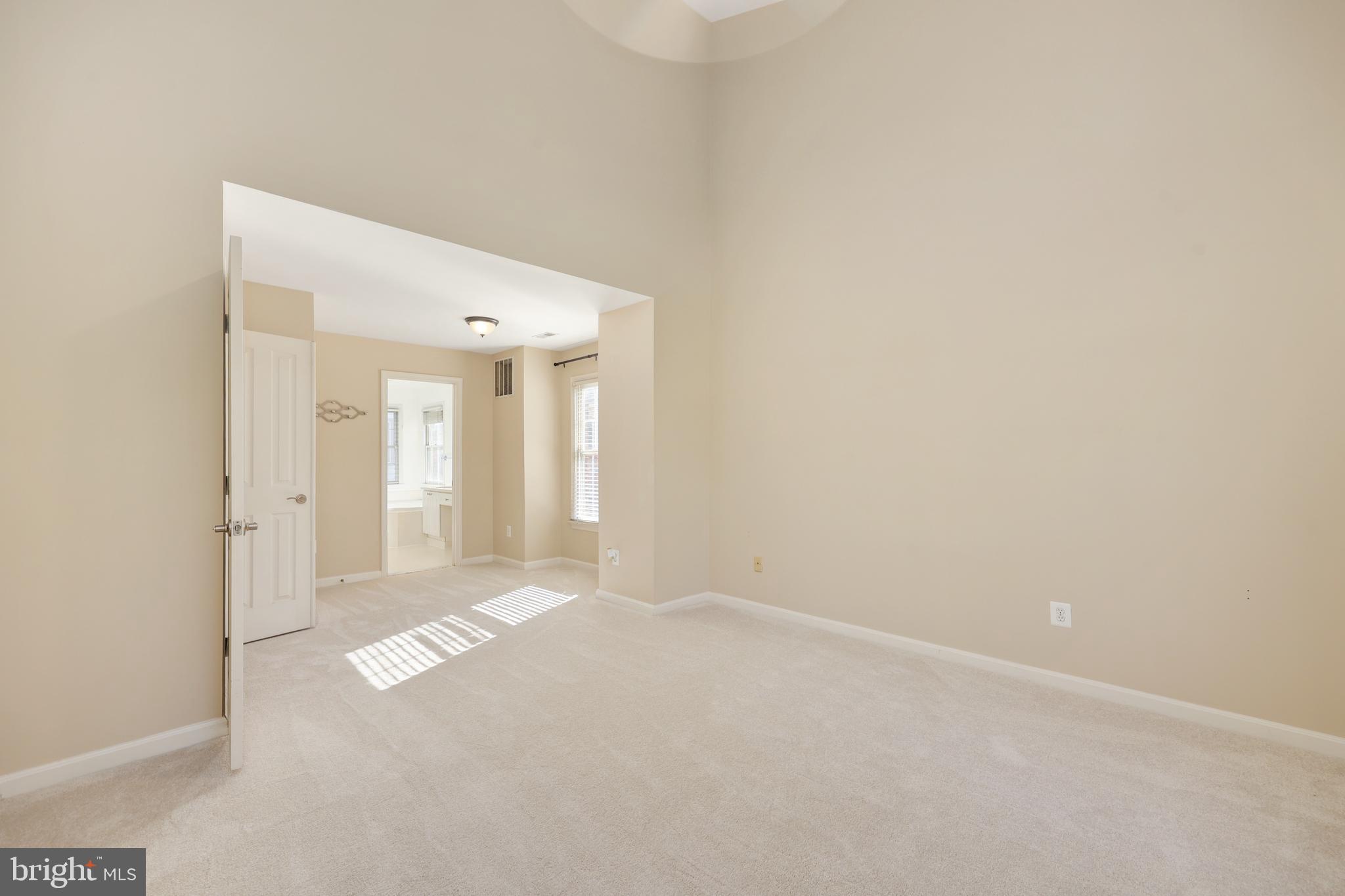 4663 LAMBERT DRIVE