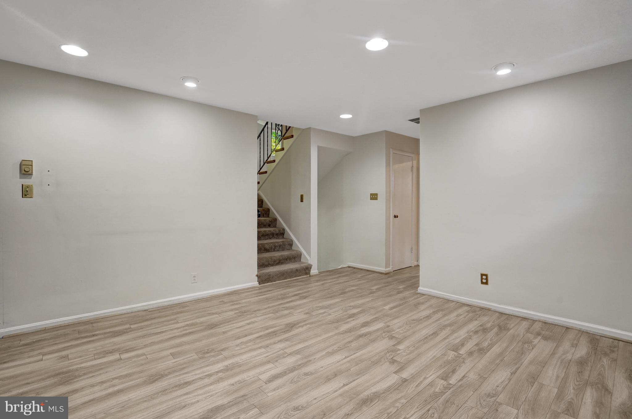 811 E TIMBER BRANCH PARKWAY