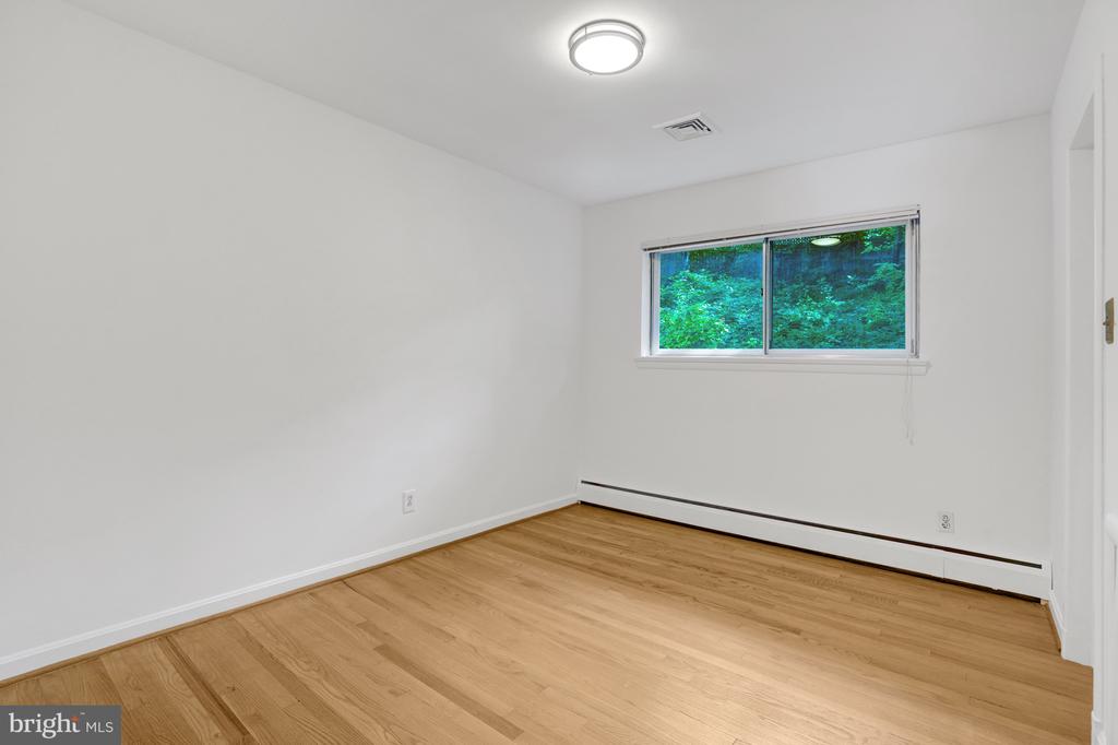 811 E TIMBER BRANCH PARKWAY