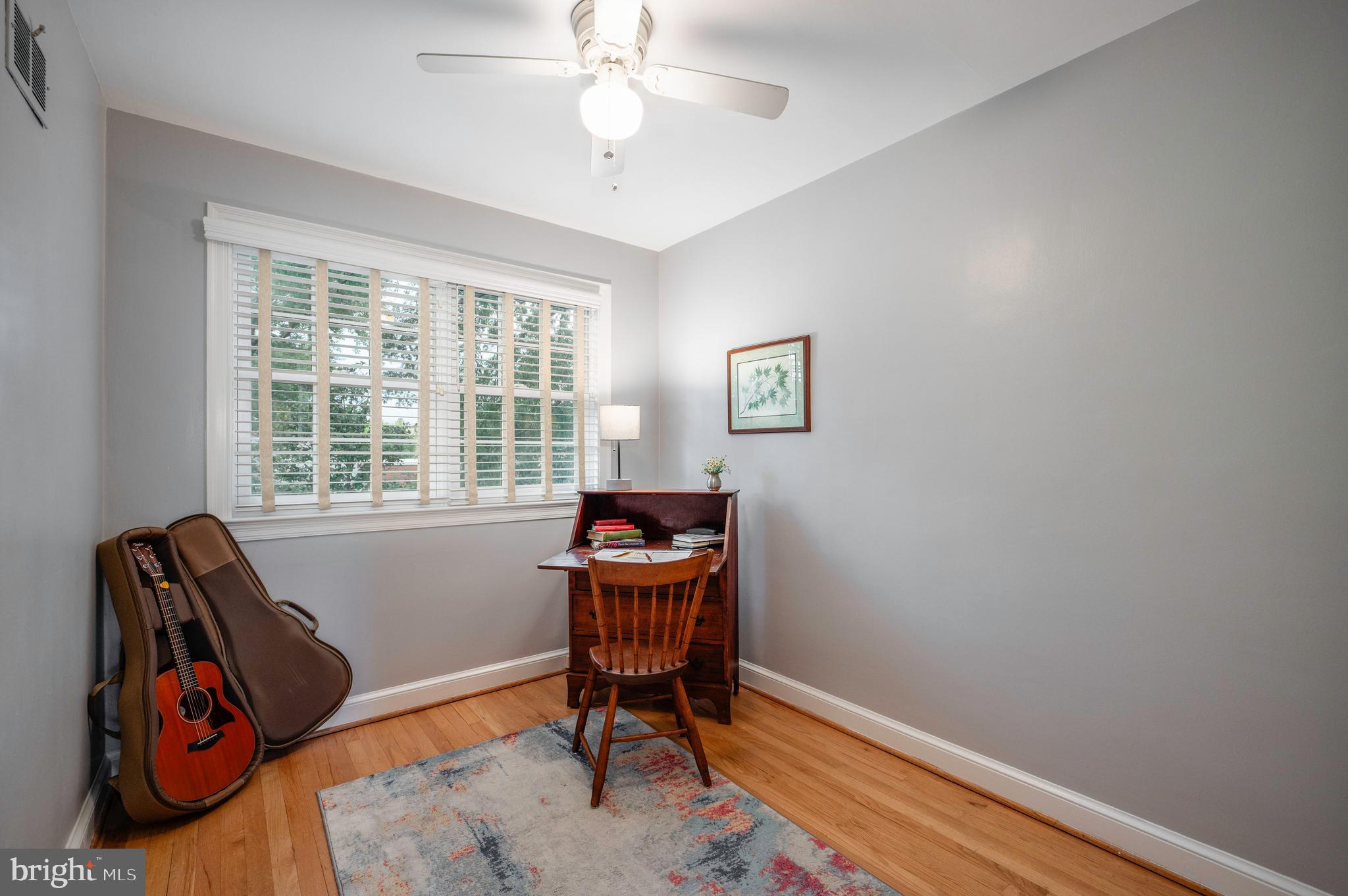 827 S FAIRFAX STREET
