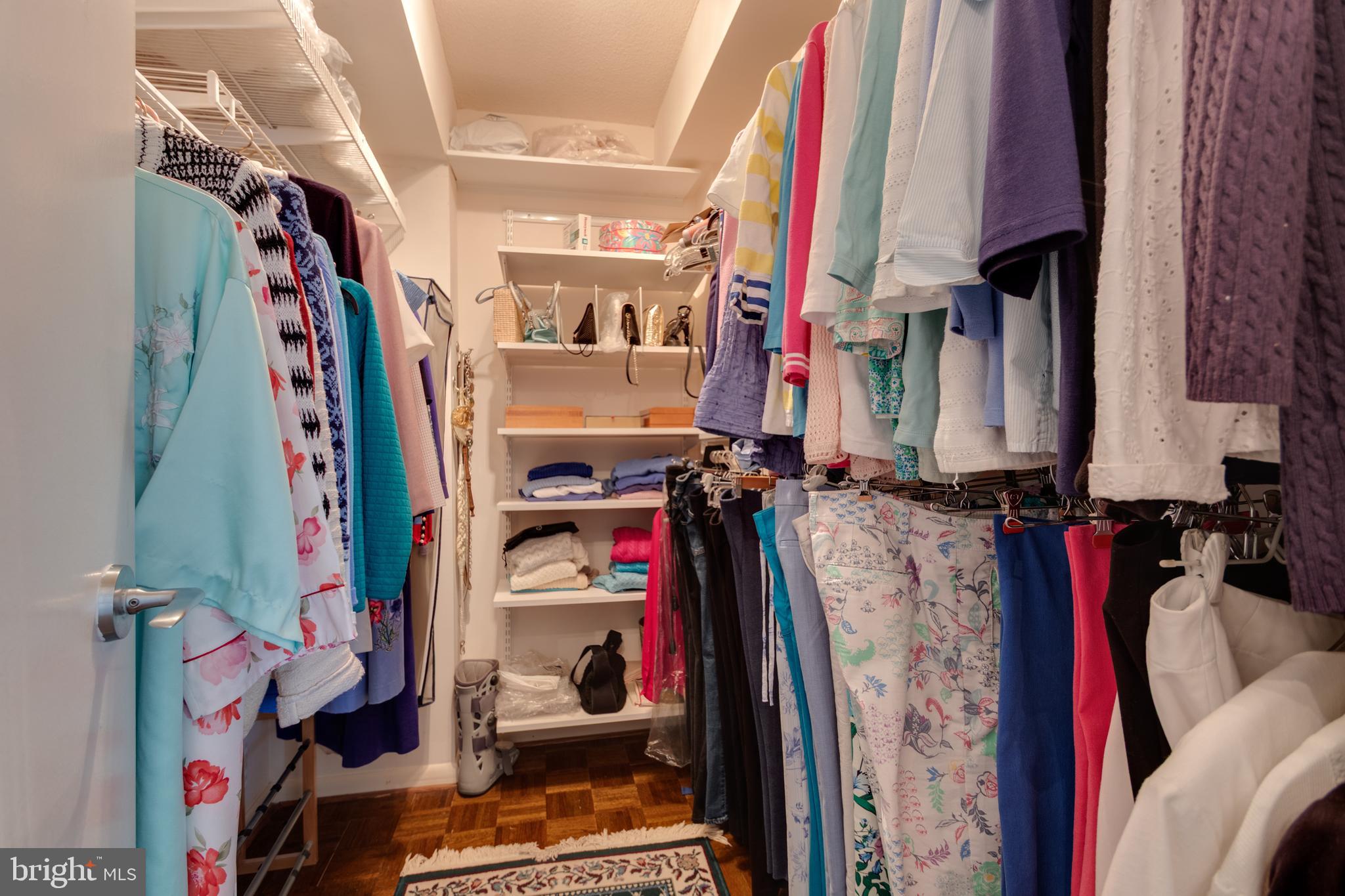 400 MADISON STREET 1308