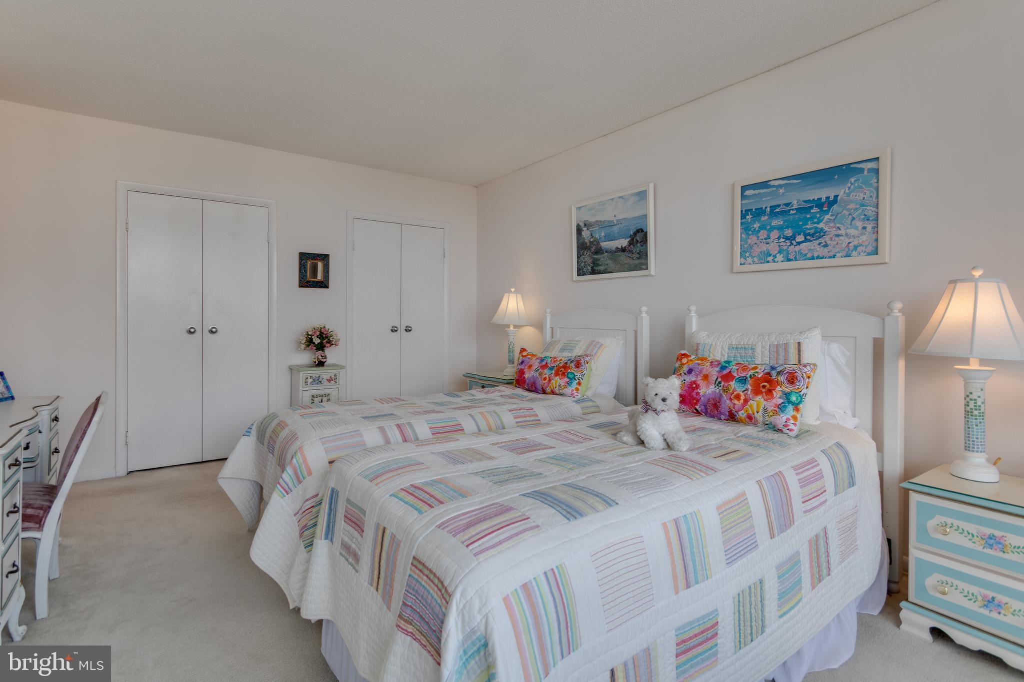 400 MADISON STREET 1308