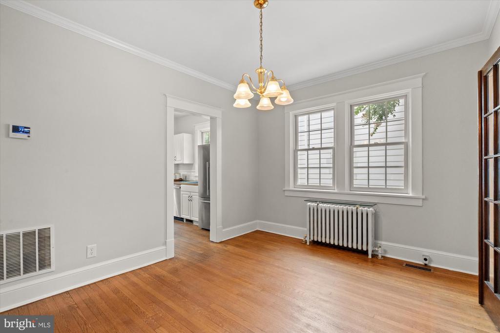 15 W MASONIC VIEW AVENUE