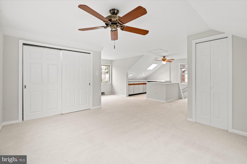 15 W MASONIC VIEW AVENUE