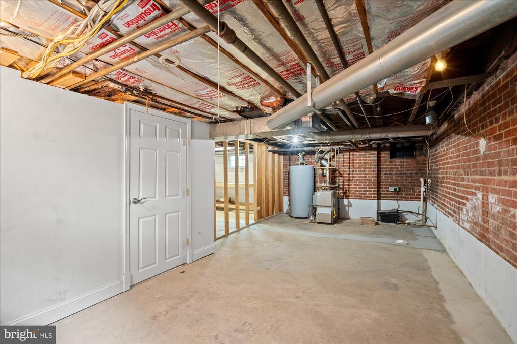 15 W MASONIC VIEW AVENUE