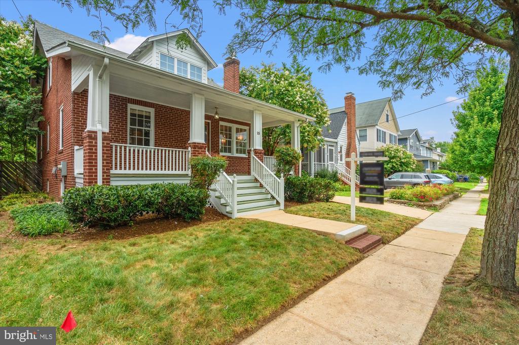 15 W MASONIC VIEW AVENUE