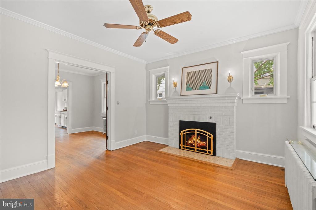 15 W MASONIC VIEW AVENUE