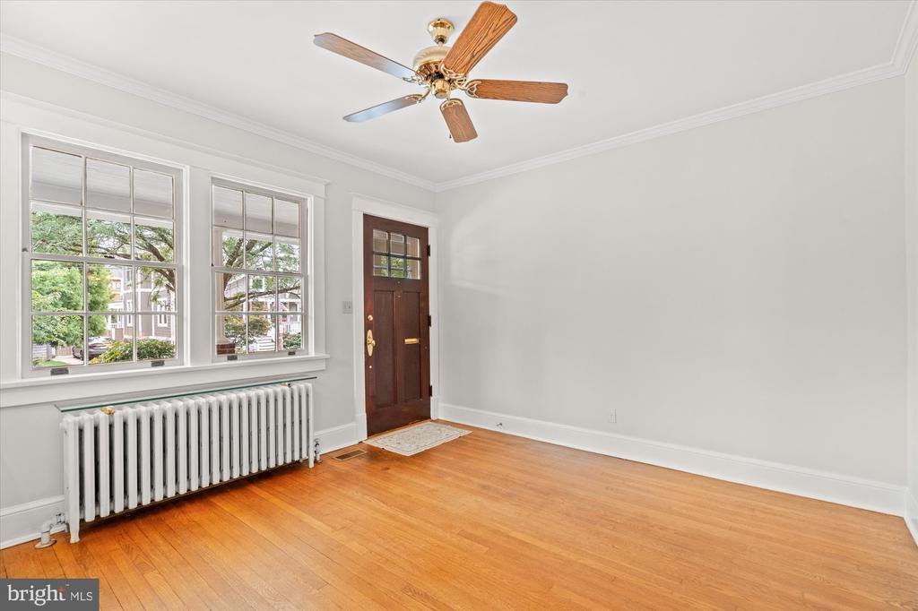 15 W MASONIC VIEW AVENUE