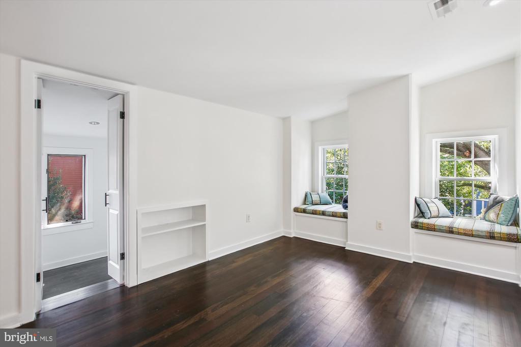323 N PATRICK STREET