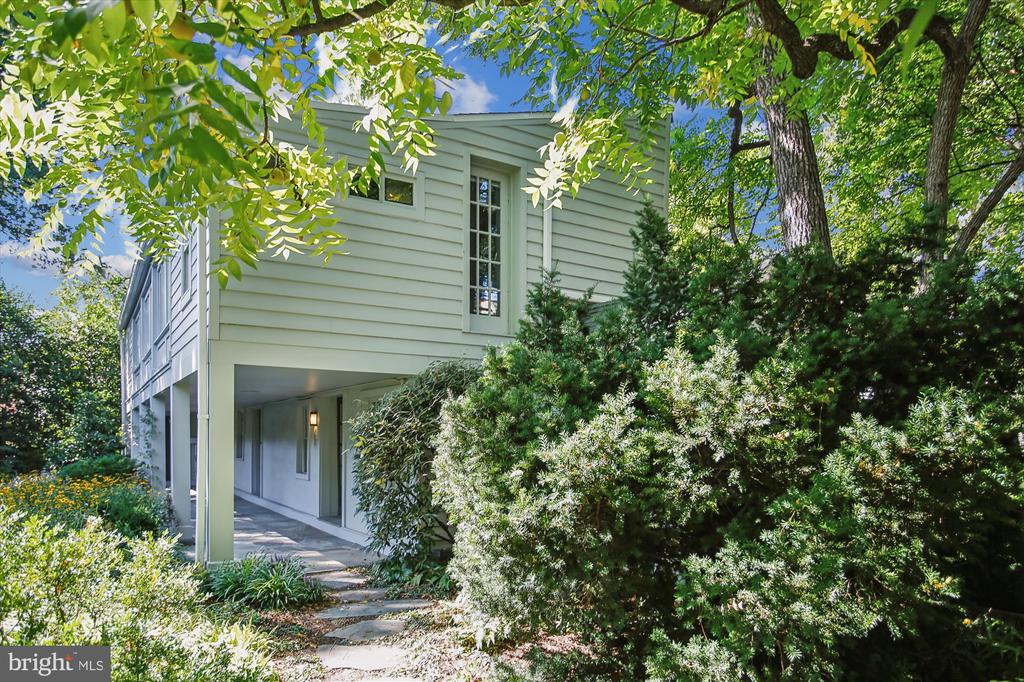 323 N PATRICK STREET