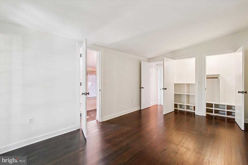 323 N PATRICK STREET