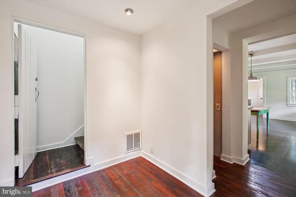 323 N PATRICK STREET