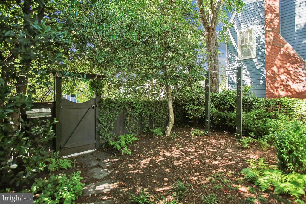 323 N PATRICK STREET
