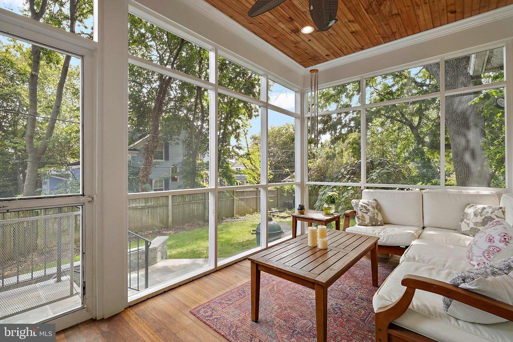 1503 RUSSELL ROAD