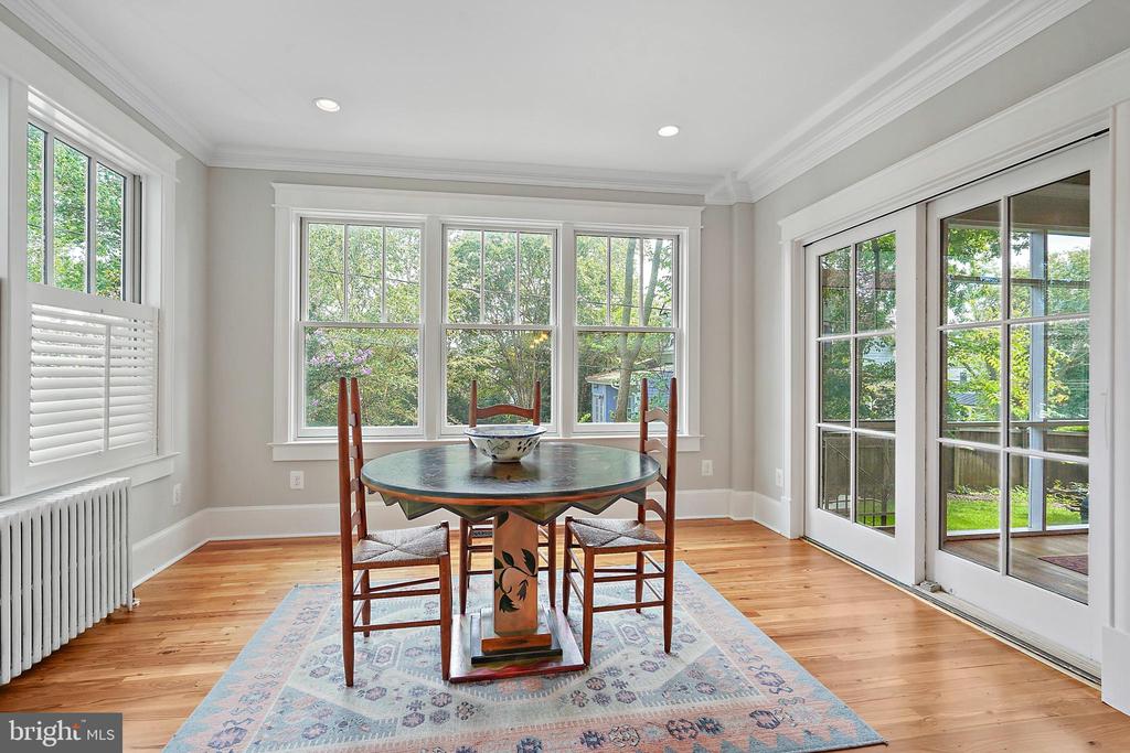 1503 RUSSELL ROAD