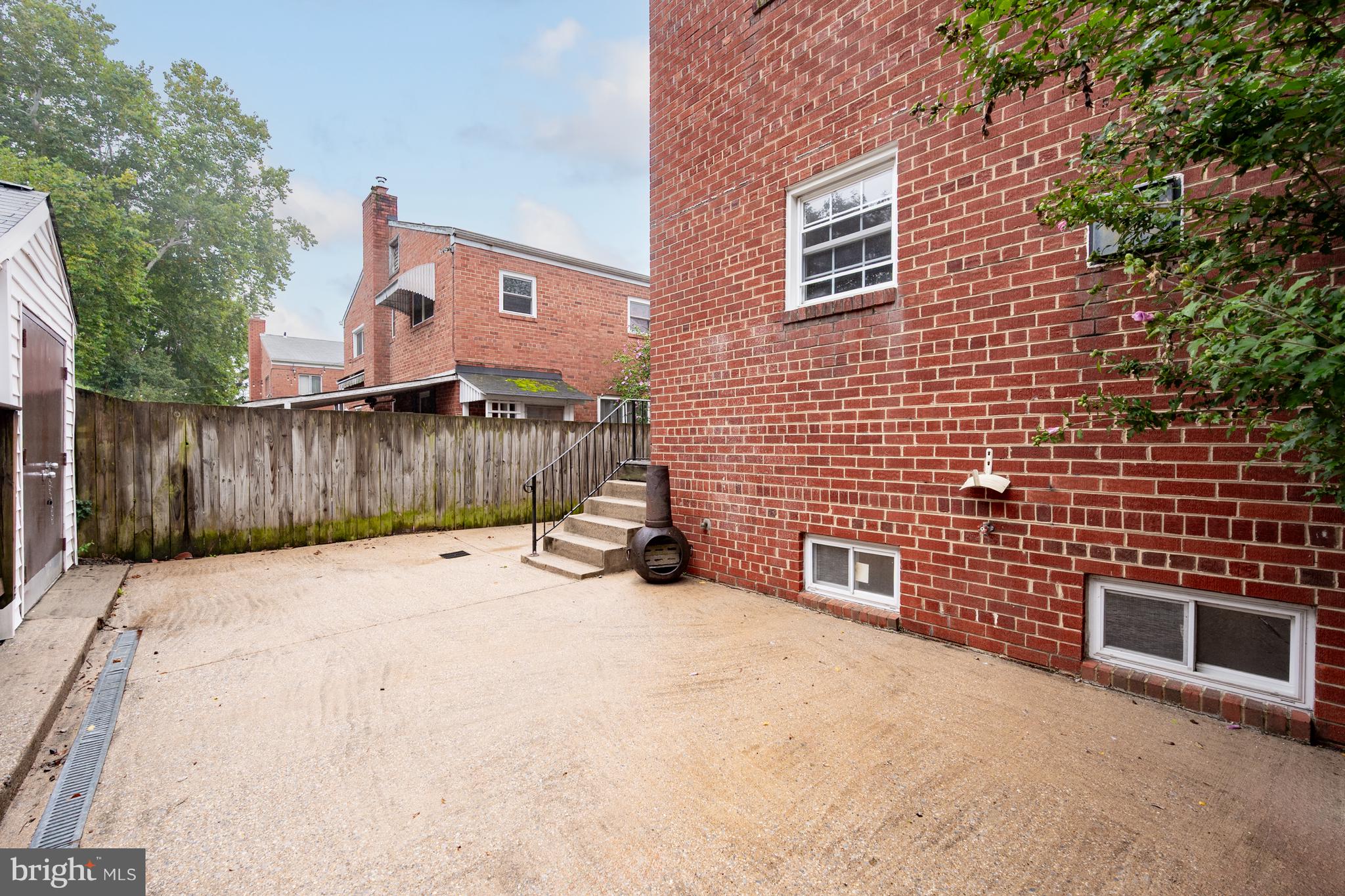 131 E TAYLOR RUN PARKWAY
