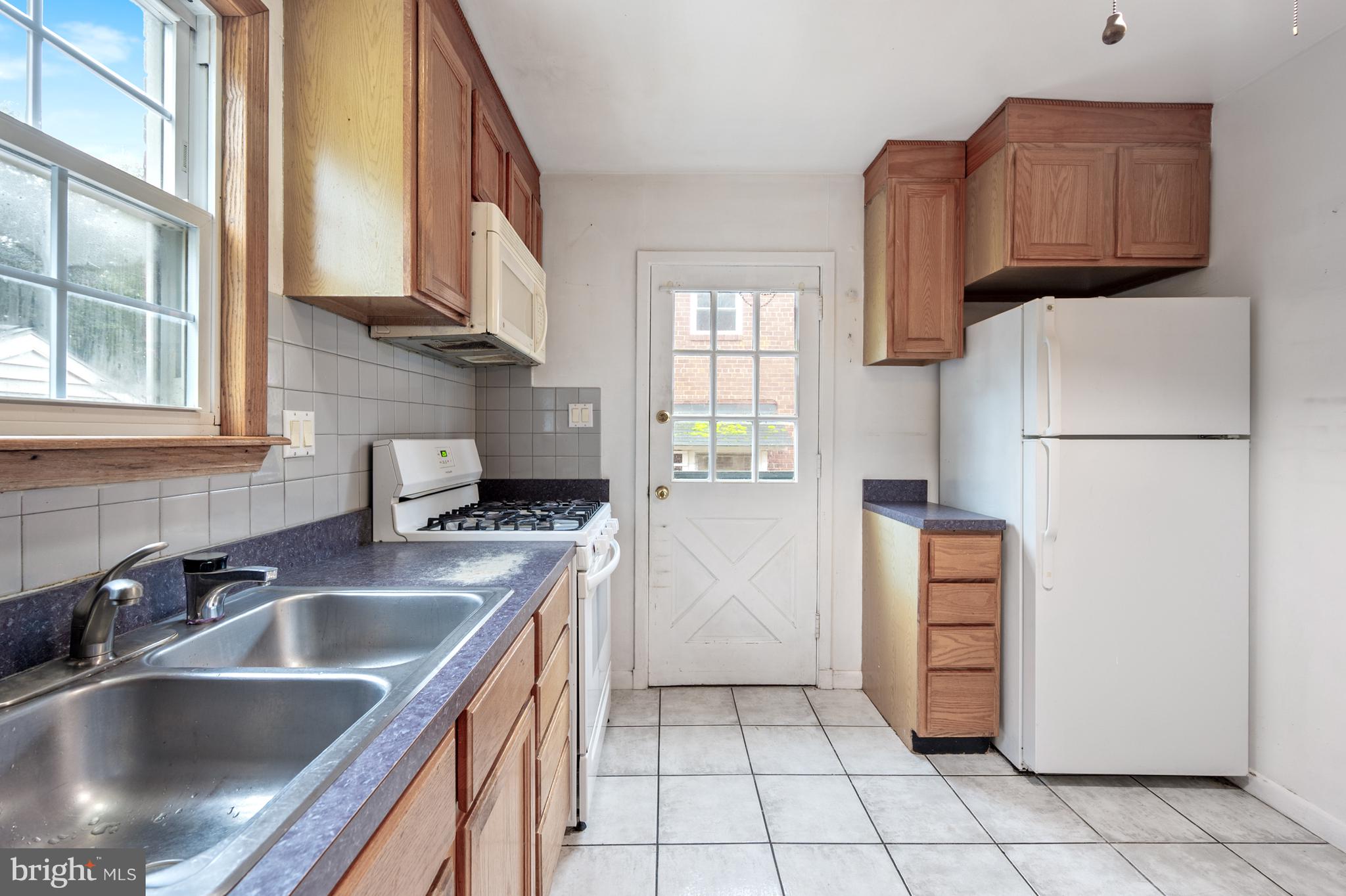 131 E TAYLOR RUN PARKWAY