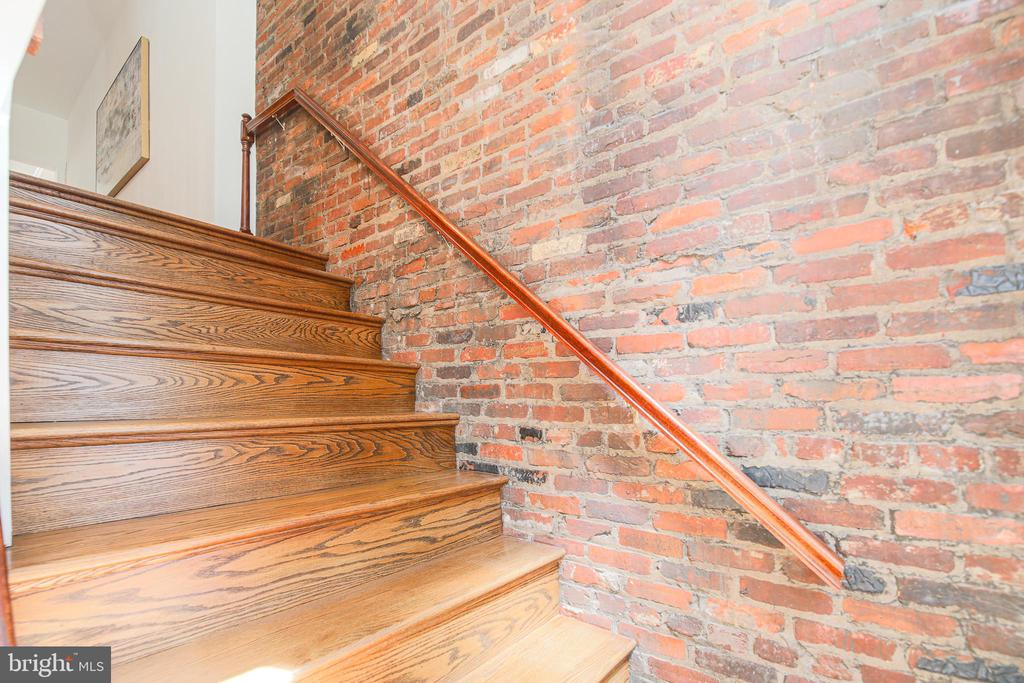 1116 PRINCE STREET