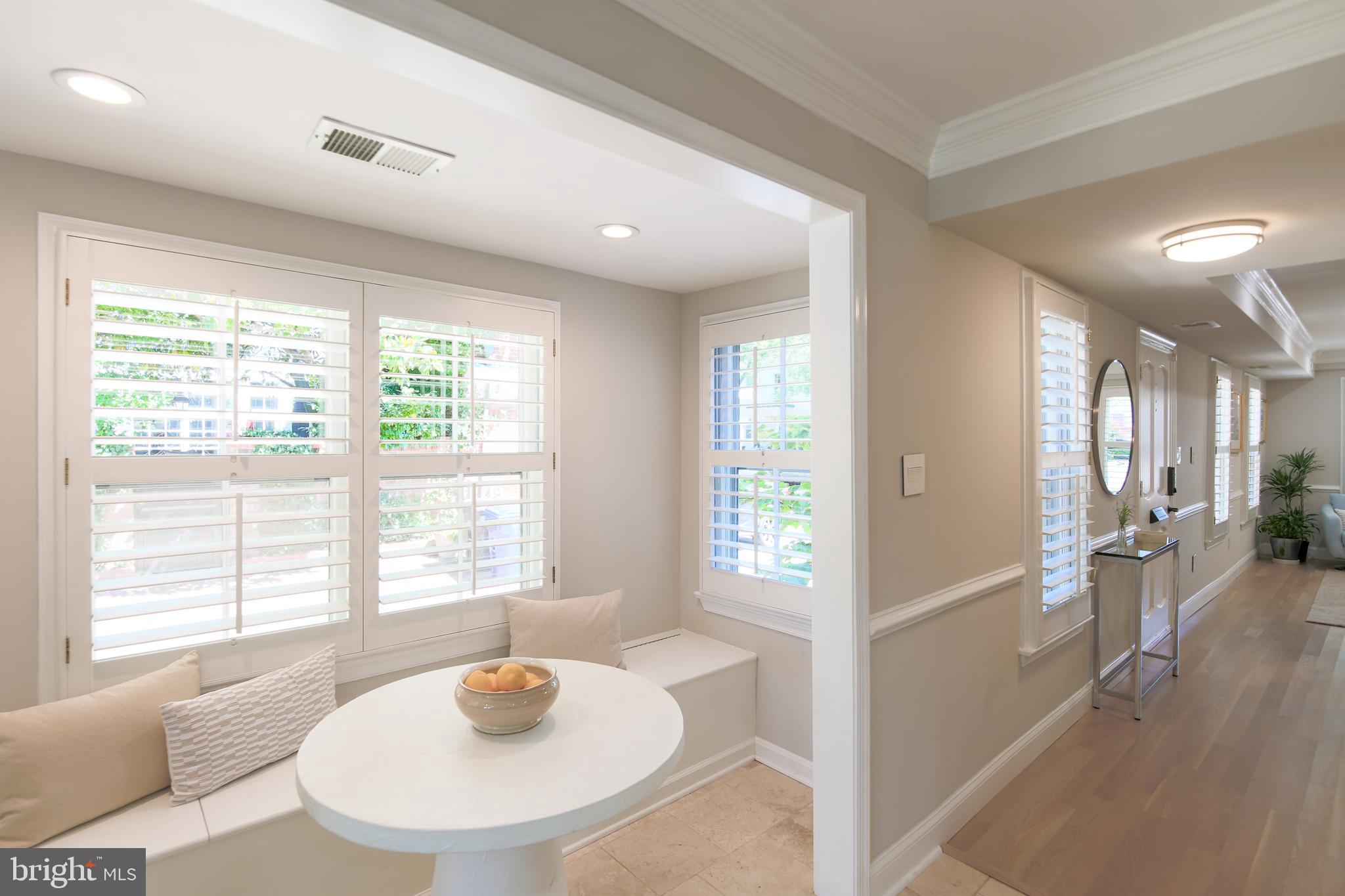 309 S COLUMBUS STREET