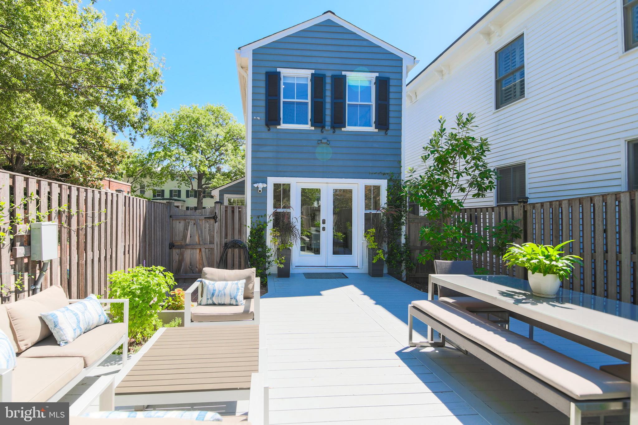 309 S COLUMBUS STREET