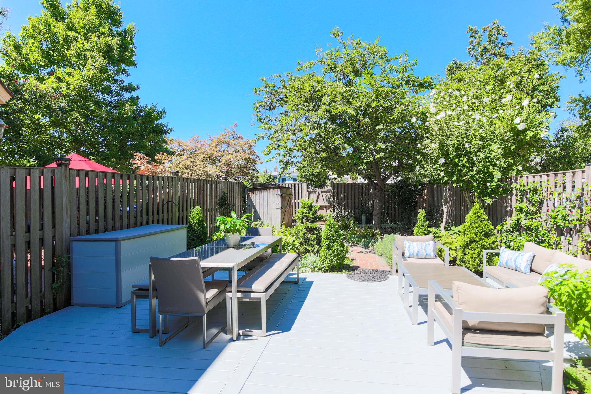 309 S COLUMBUS STREET