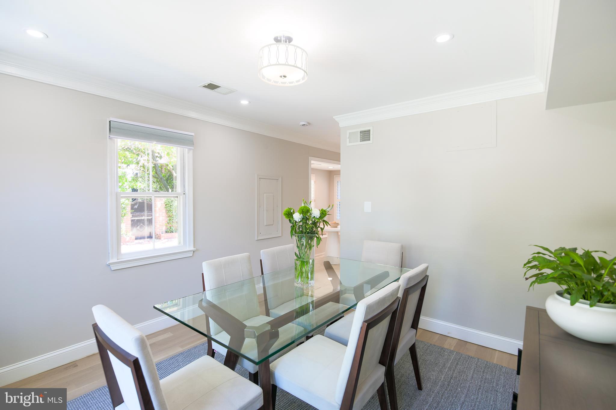 309 S COLUMBUS STREET