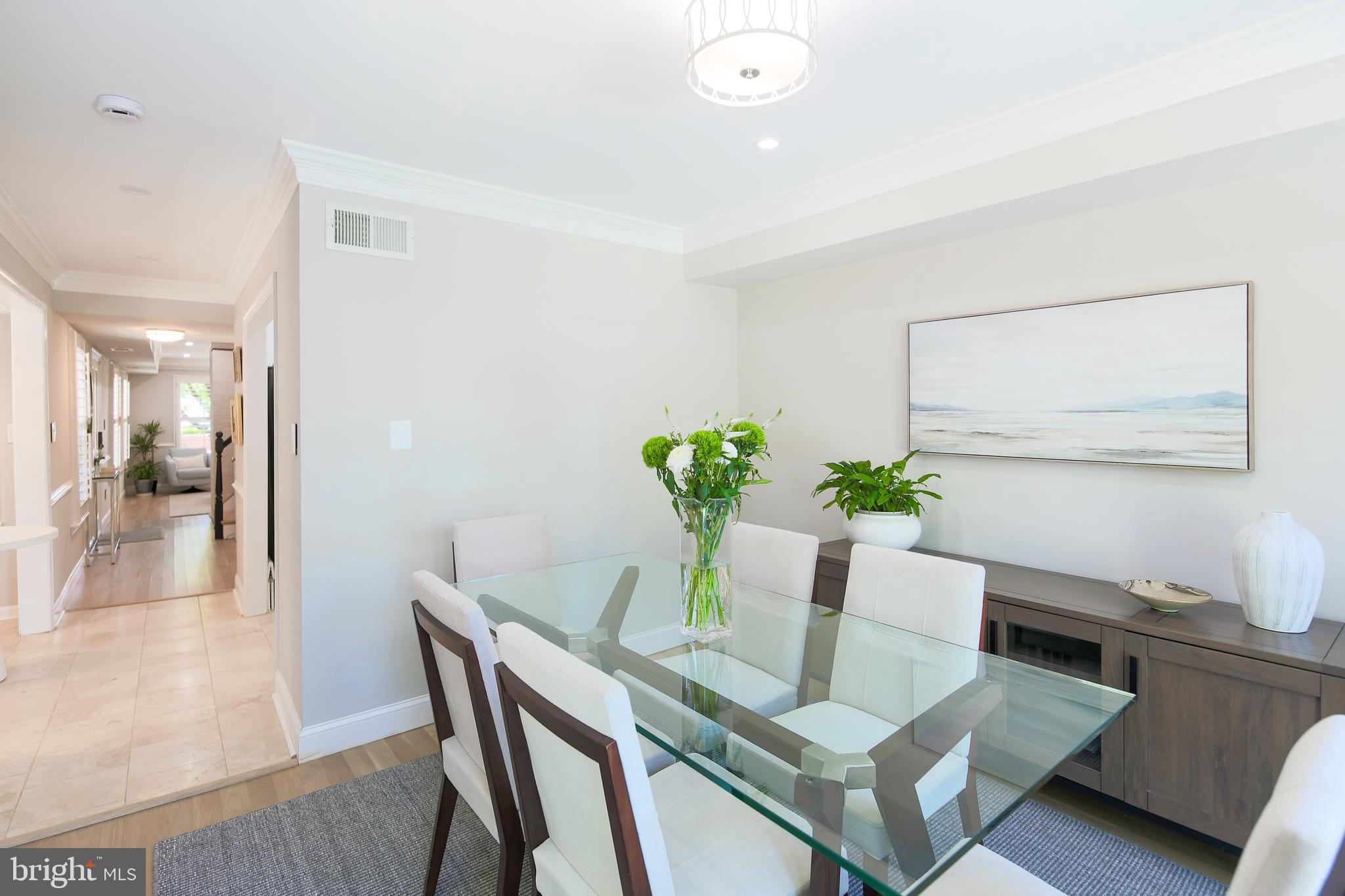 309 S COLUMBUS STREET