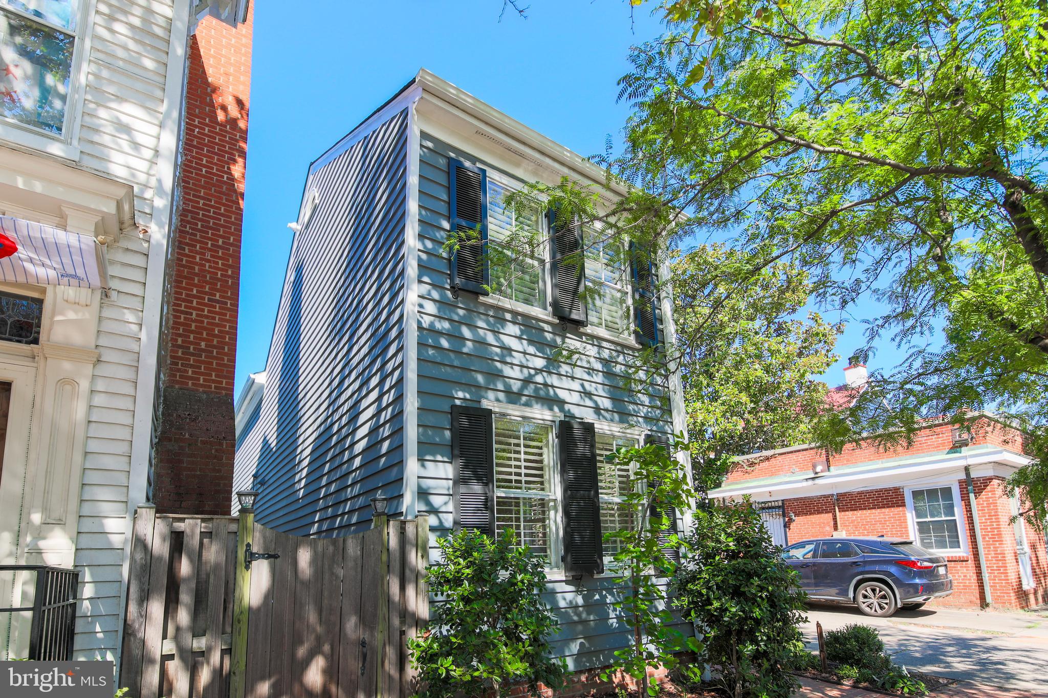 309 S COLUMBUS STREET