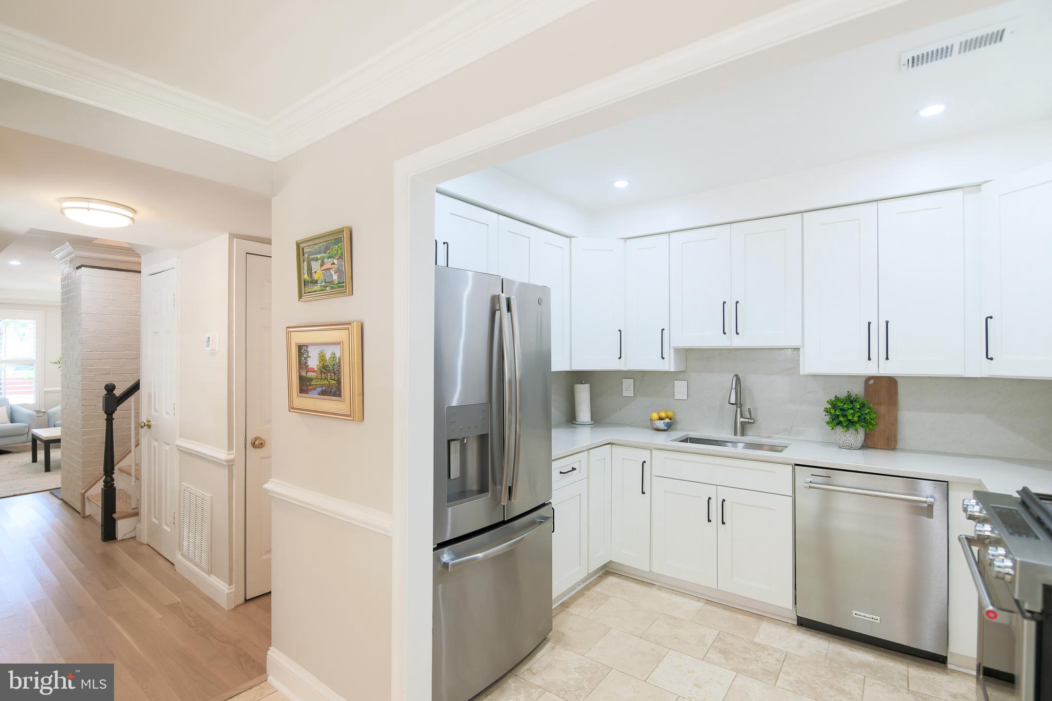 309 S COLUMBUS STREET