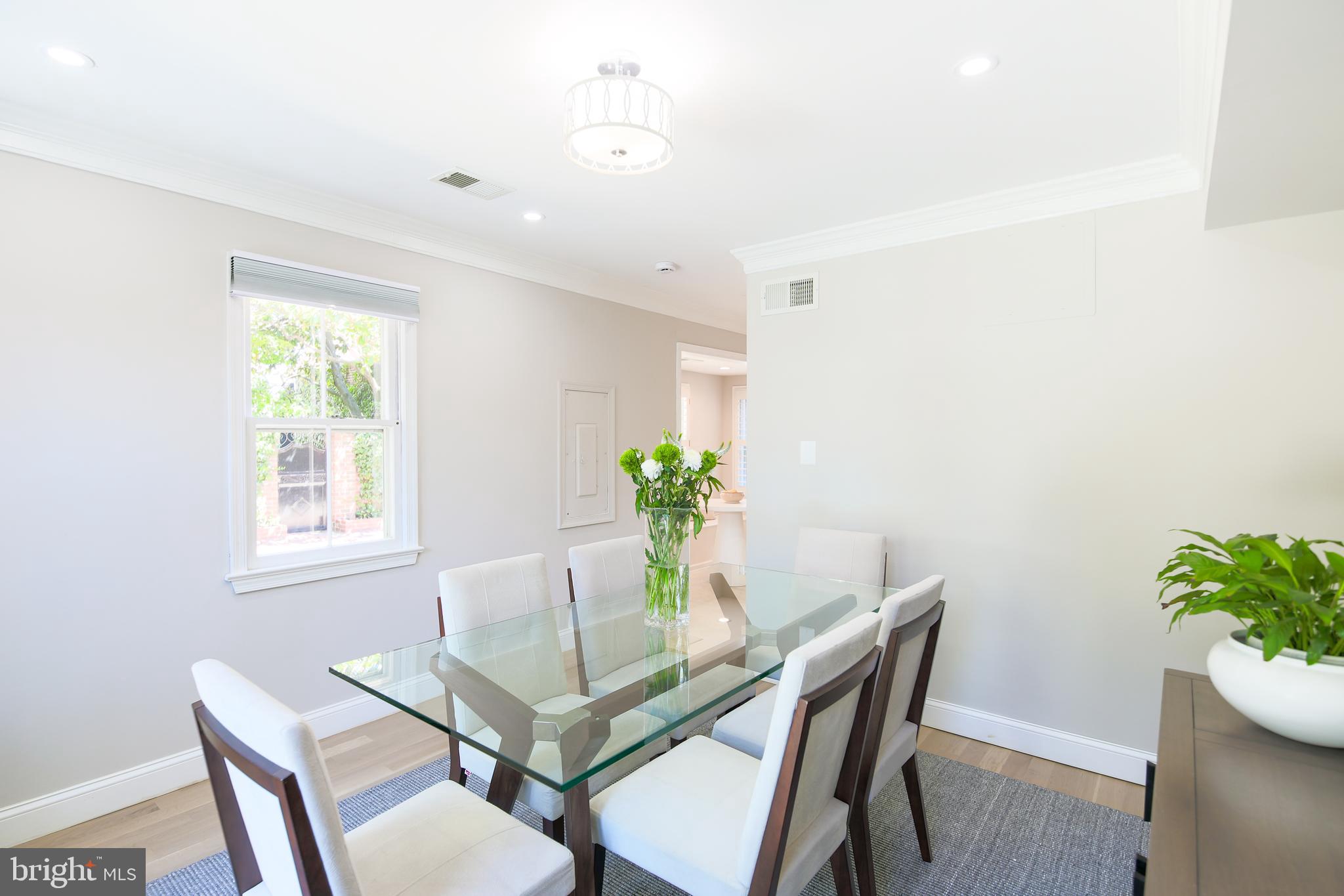 309 S COLUMBUS STREET