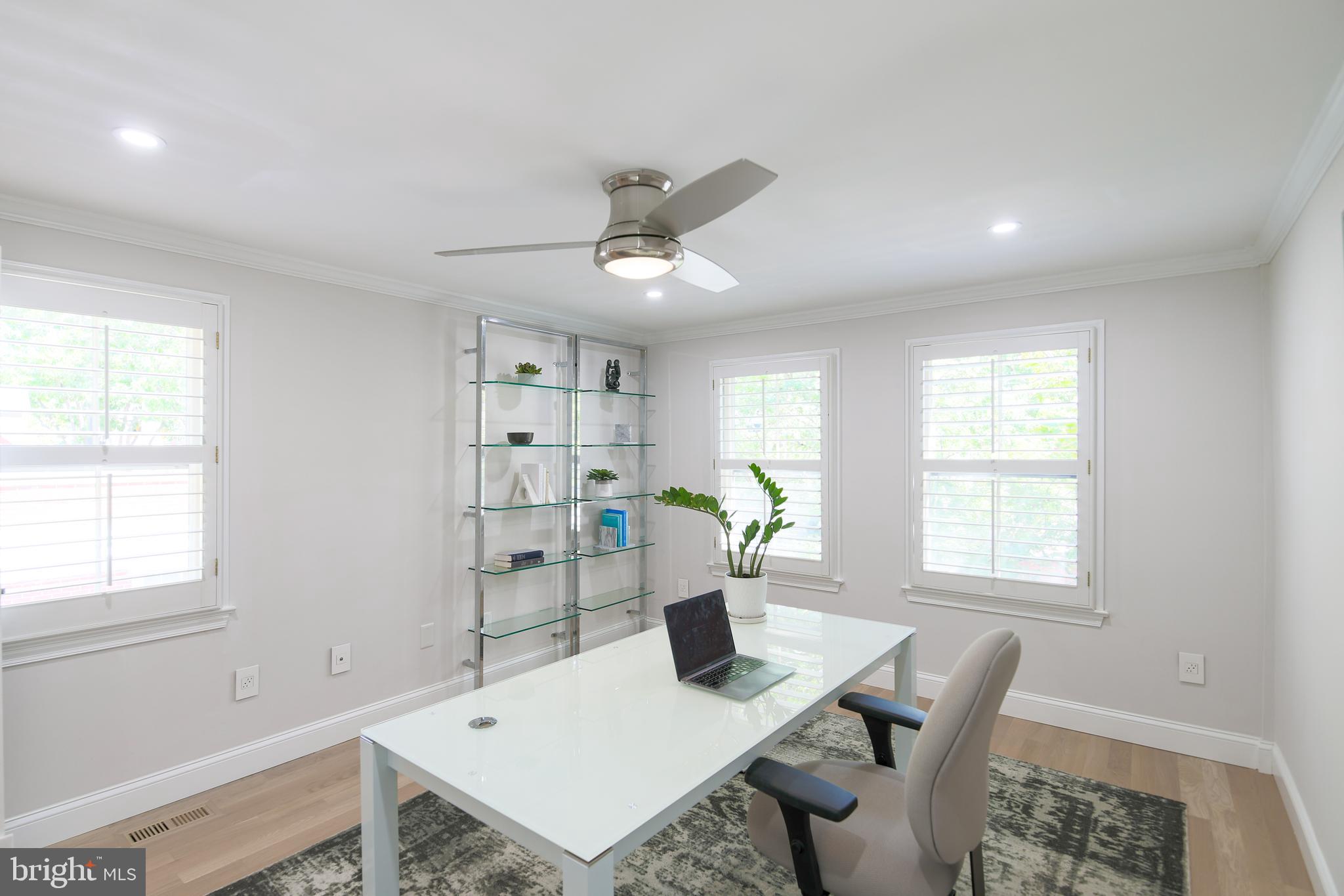 309 S COLUMBUS STREET