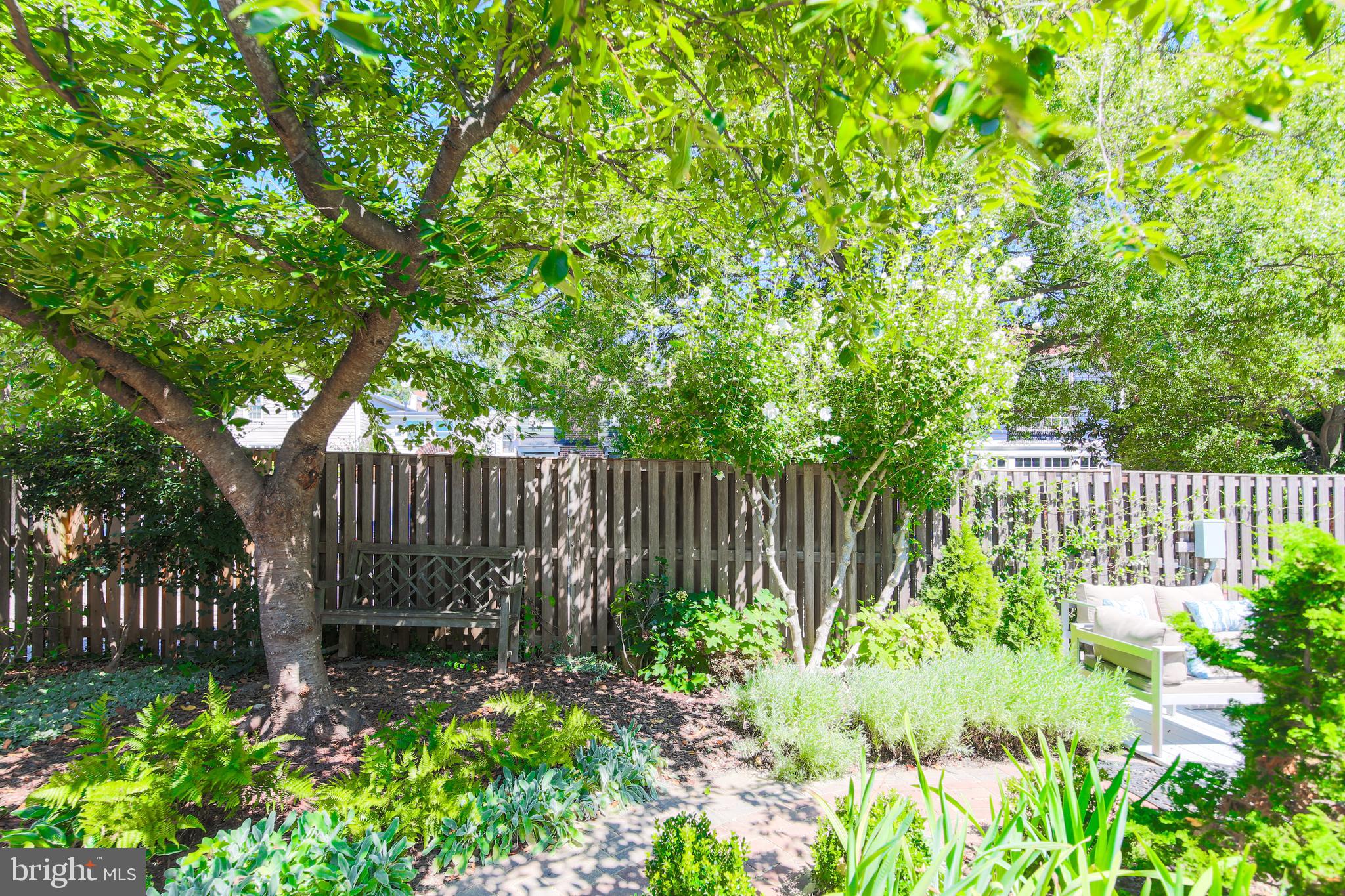 309 S COLUMBUS STREET