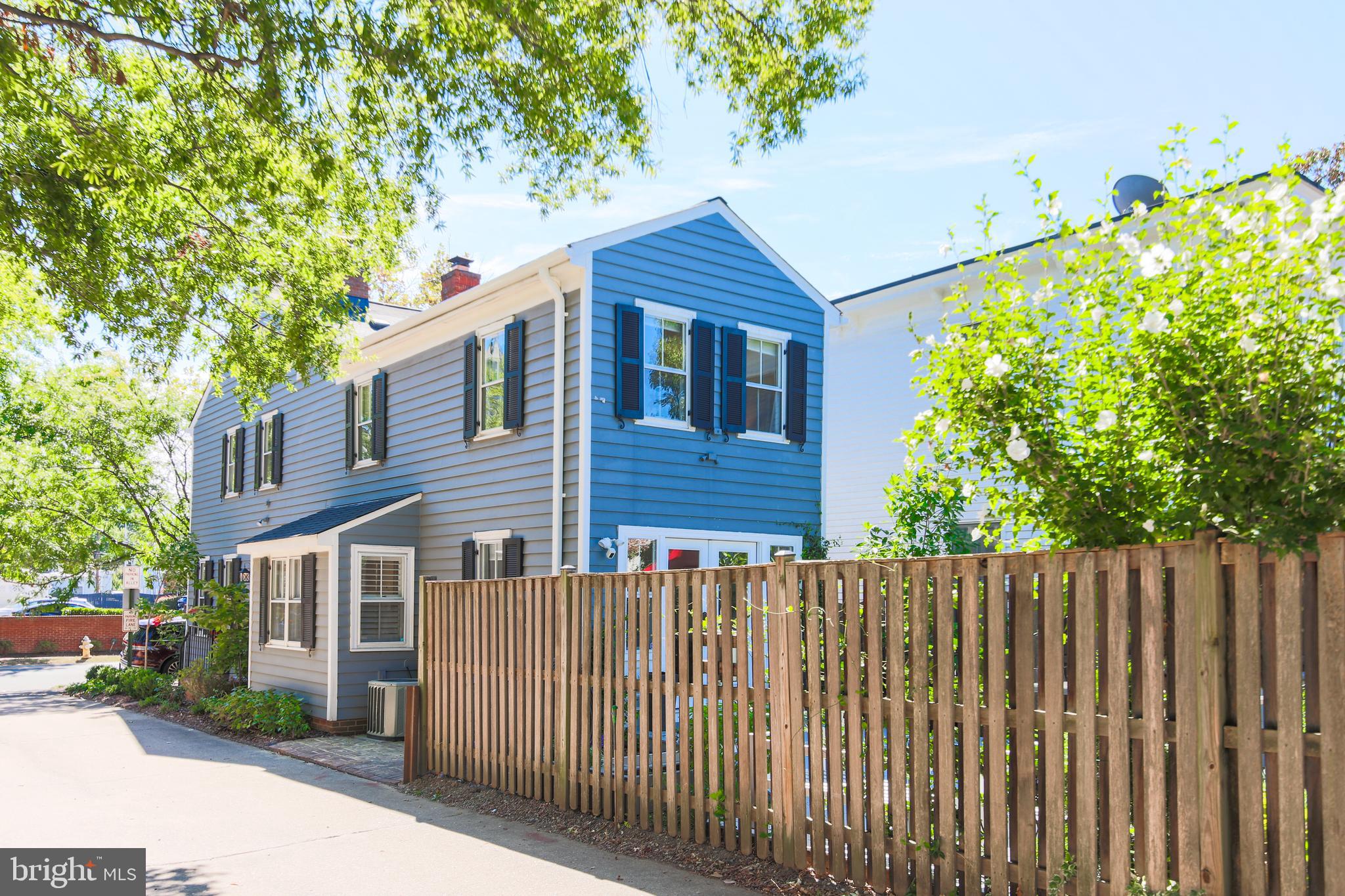 309 S COLUMBUS STREET