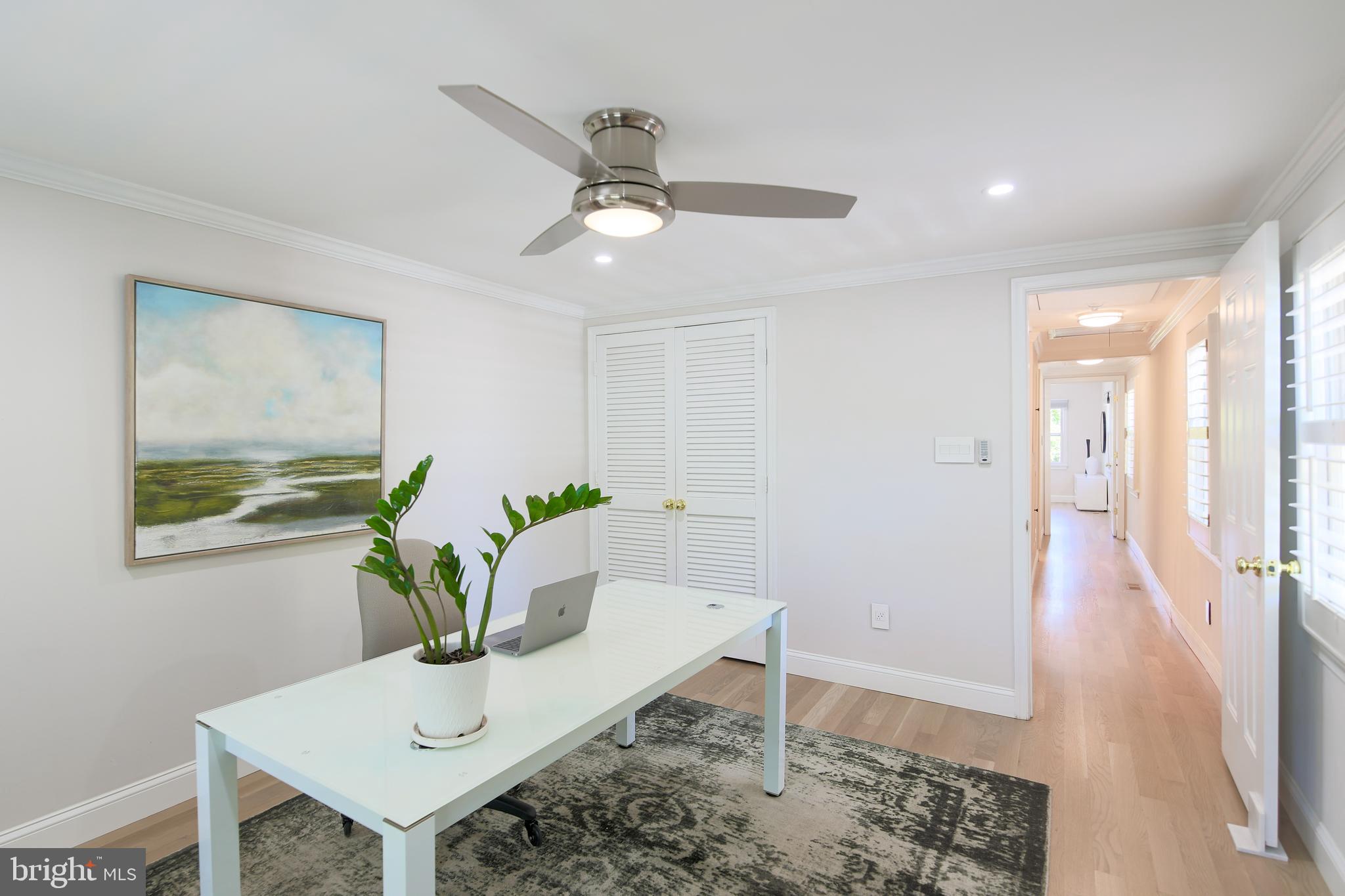 309 S COLUMBUS STREET