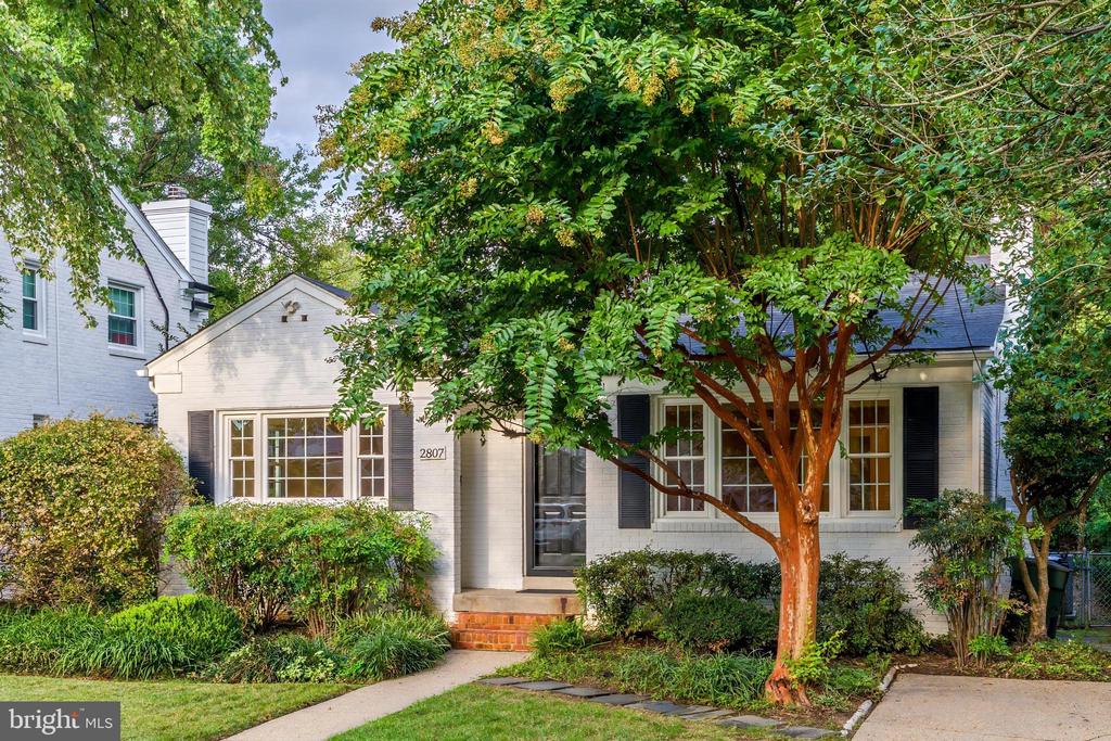 2807 RIDGE ROAD DRIVE