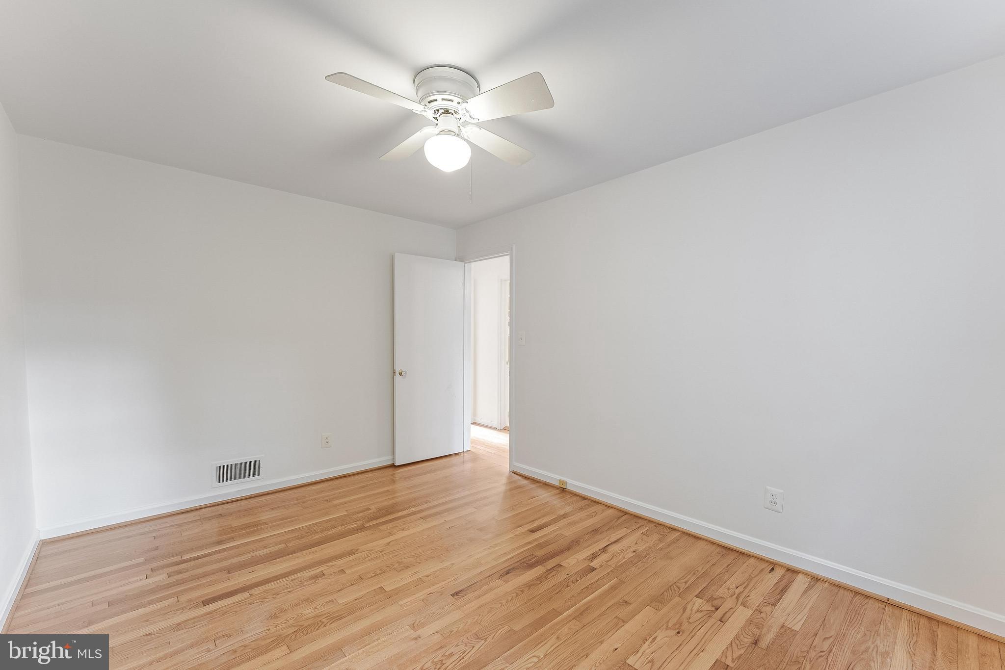 2807 RIDGE ROAD DRIVE