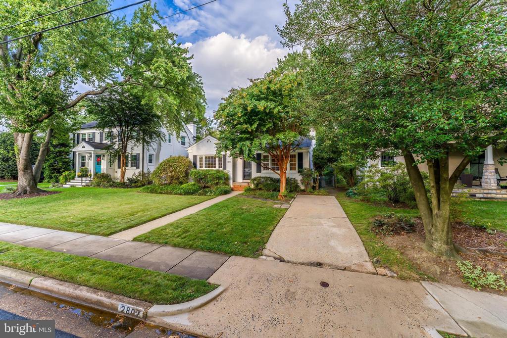 2807 RIDGE ROAD DRIVE