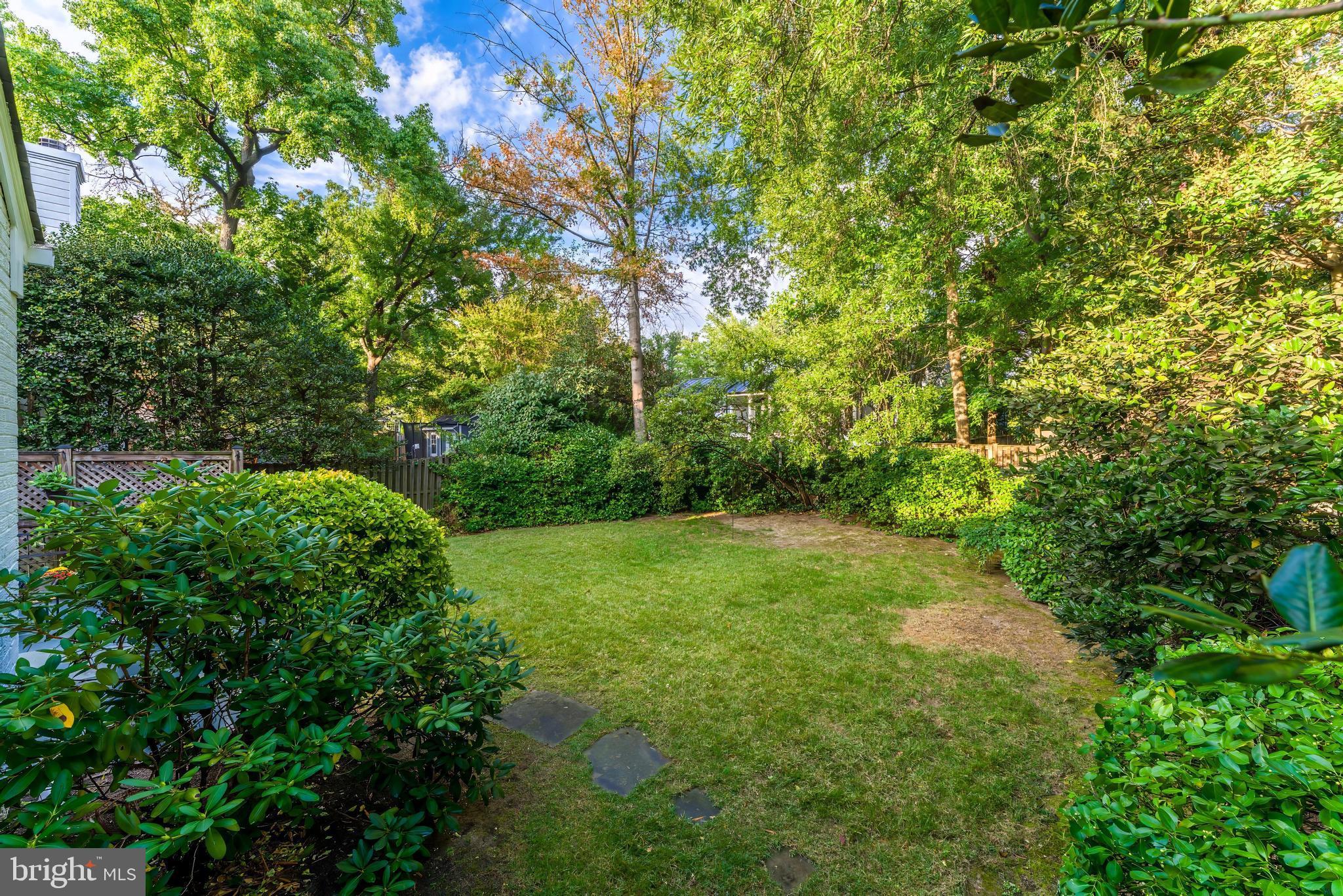 2807 RIDGE ROAD DRIVE