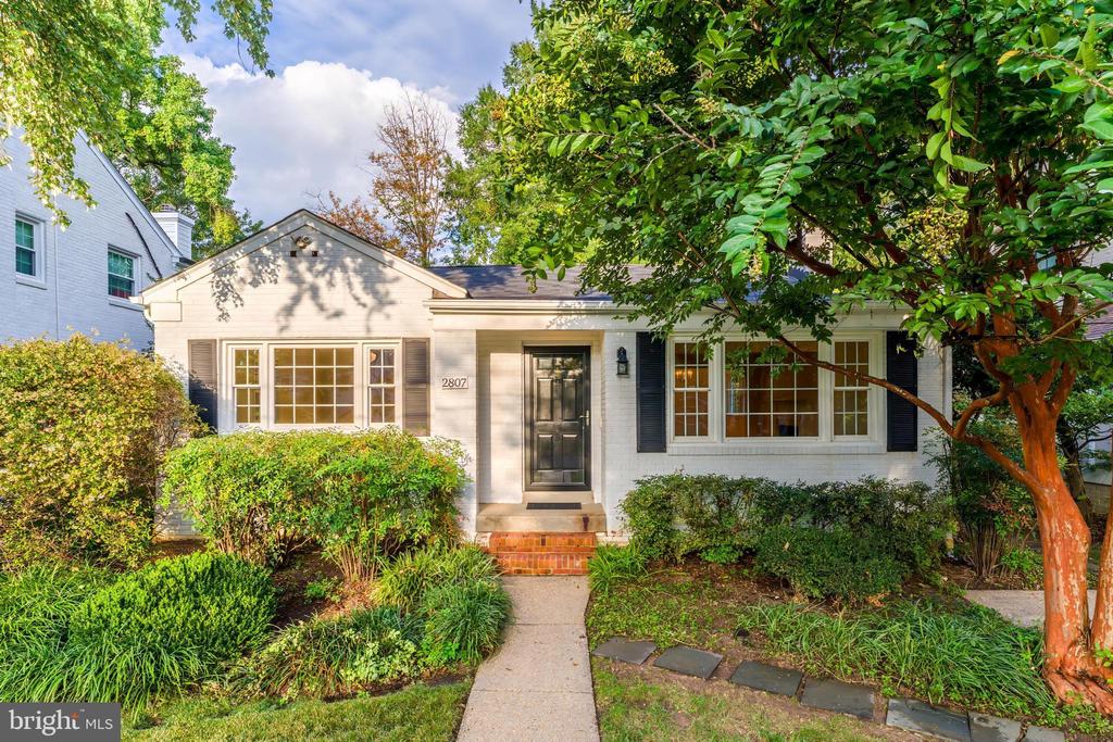 2807 RIDGE ROAD DRIVE