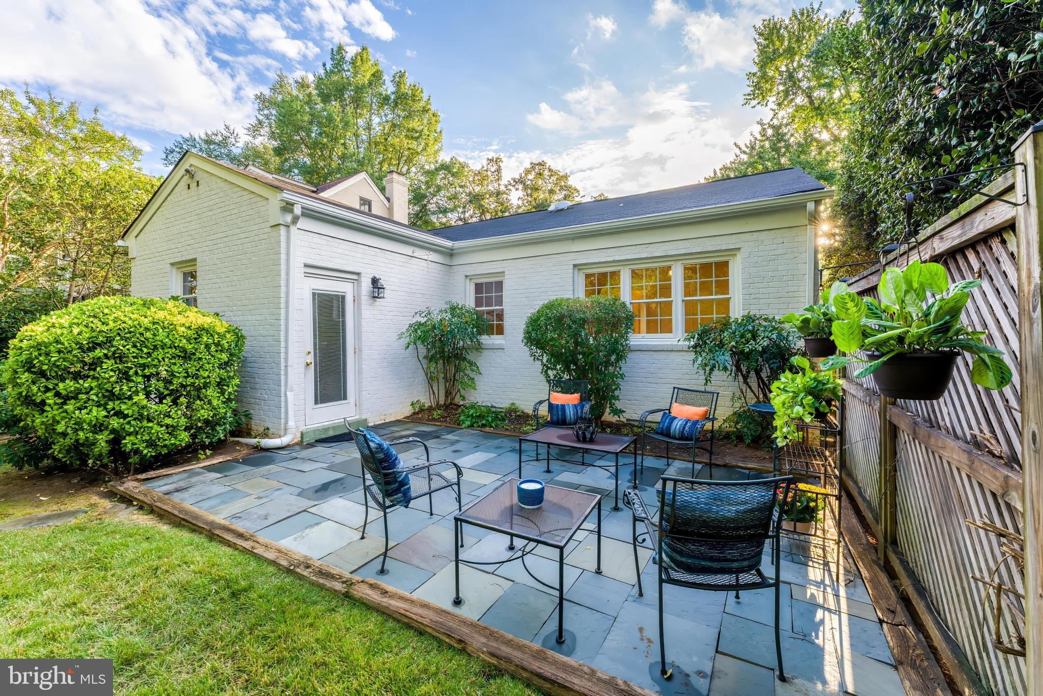 2807 RIDGE ROAD DRIVE