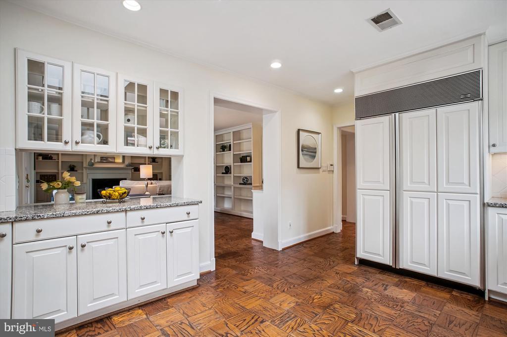 2907 DARTMOUTH ROAD