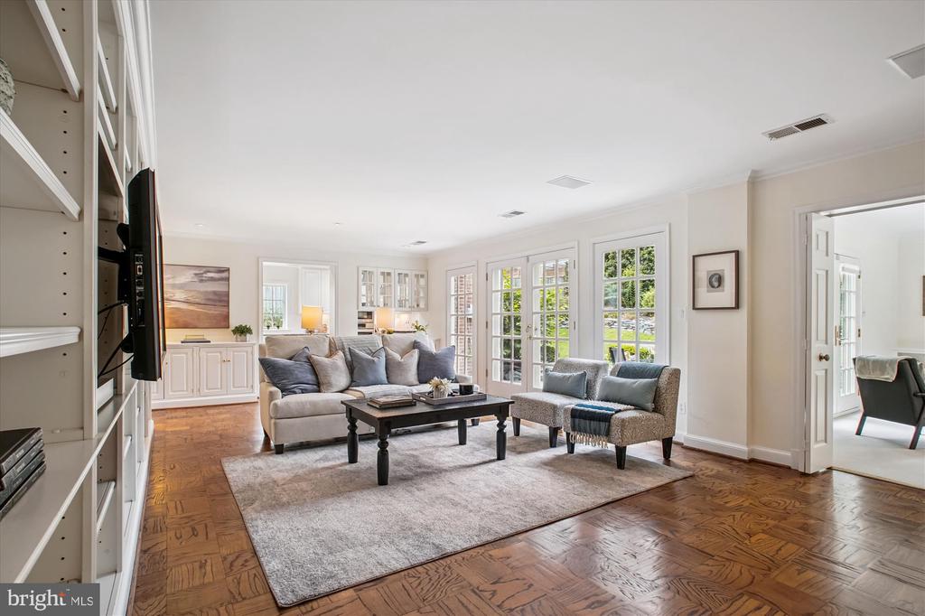 2907 DARTMOUTH ROAD