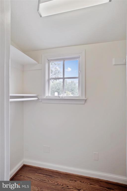 2907 DARTMOUTH ROAD