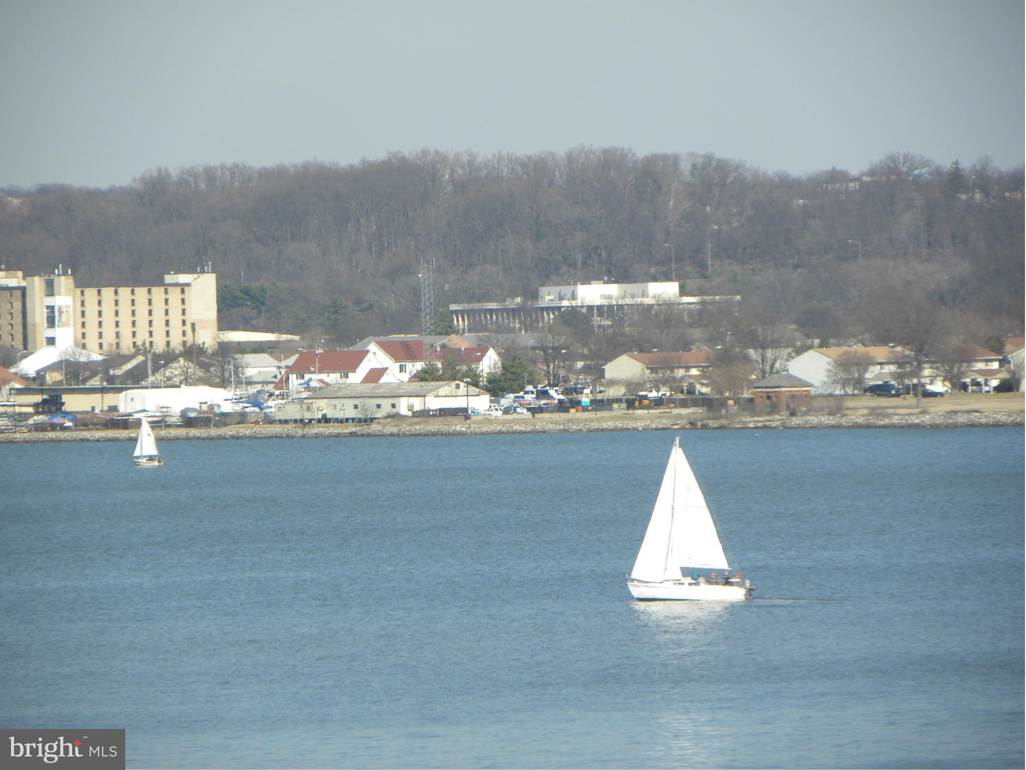 501 SLATERS LANE 212